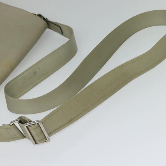 LOUIS VUITTON Taiga Milo Shoulder Bag Porer M32633 - Picture 7 of 13